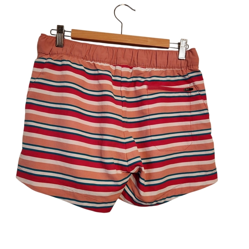 North Face | Women's Striped Multicolor Athleisure/Athletic Shorts (Size Small) - Picture 15 of 15
